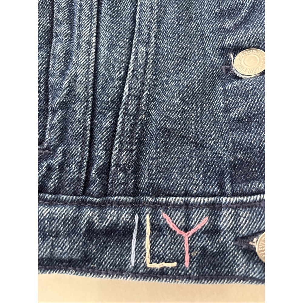 Levi's Embroidered Jean Jacket Trucker S 8-10 Girls Love Hearts XO Luv ILY Denim - Picture 6 of 6
